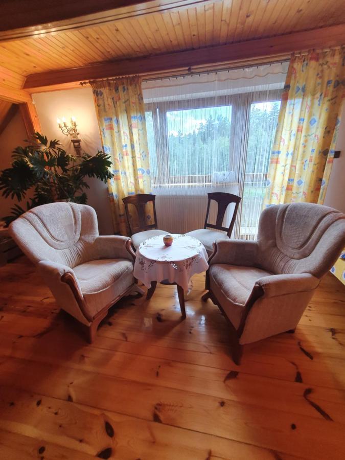 Agroturystyka Las I Woda Prazmow Exteriér fotografie